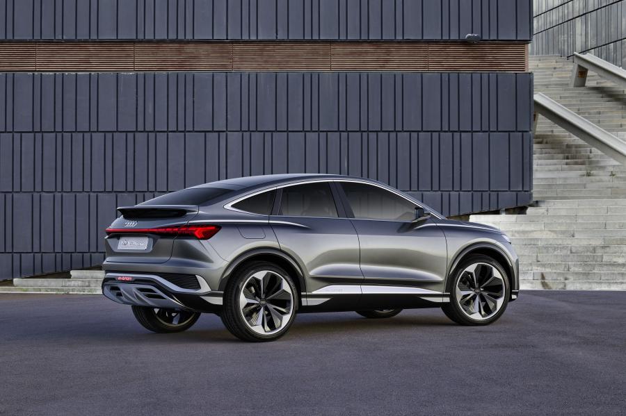  Audi Q4 Sportback e-tron Concept 2020 года  (фото 39 из 59)